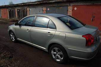 2005 Toyota Avensis Pictures