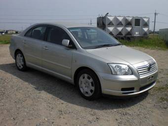 2005 Toyota Avensis Photos