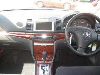 2005 Toyota Avensis Pictures