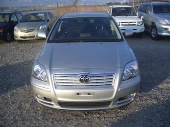 2005 Toyota Avensis Pics