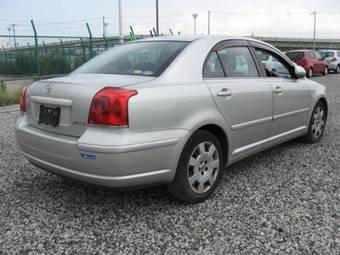 2005 Toyota Avensis Photos