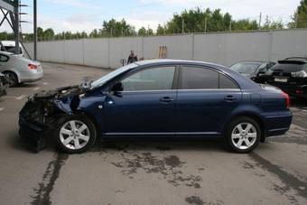 2005 Toyota Avensis Pictures