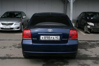 2005 Toyota Avensis Photos