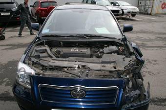 2005 Toyota Avensis Pictures
