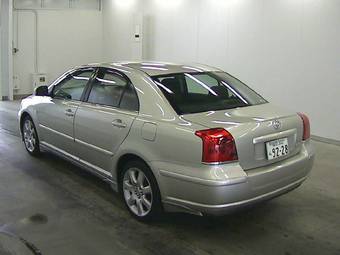 2005 Toyota Avensis Pictures