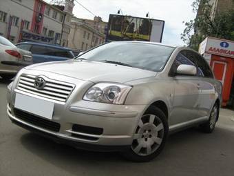 2005 Toyota Avensis Photos