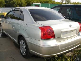 2005 Toyota Avensis Photos