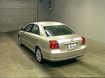 2005 Toyota Avensis Photos