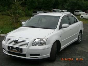 2005 Toyota Avensis Photos