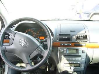 2006 Toyota Avensis Photos