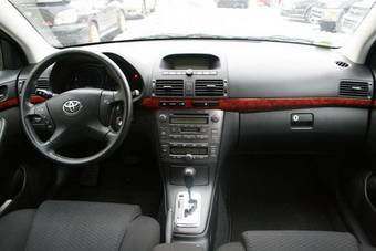 2006 Toyota Avensis Photos