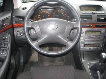 2006 Toyota Avensis Pictures