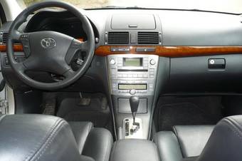 2006 Toyota Avensis Photos