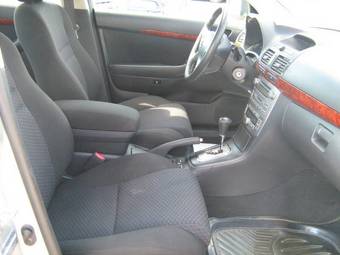 2006 Toyota Avensis Photos