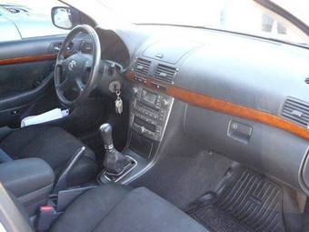 2006 Toyota Avensis Pics