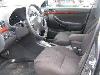 2006 Toyota Avensis Photos