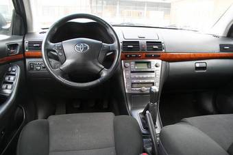 2006 Toyota Avensis Pictures