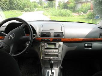 2006 Toyota Avensis Photos