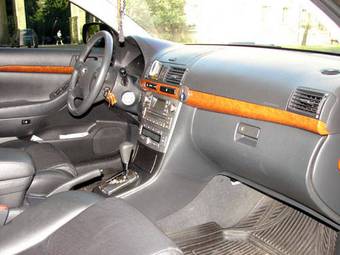 2006 Toyota Avensis Pictures