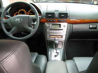 2007 Toyota Avensis Pictures