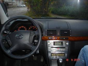 2007 Toyota Avensis Images