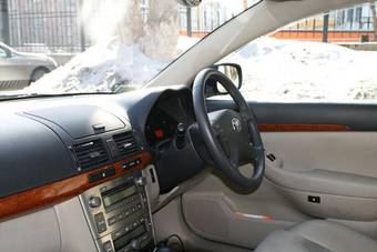 2007 Toyota Avensis Images