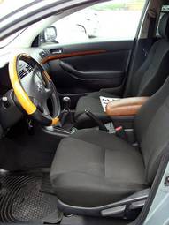2007 Toyota Avensis Photos