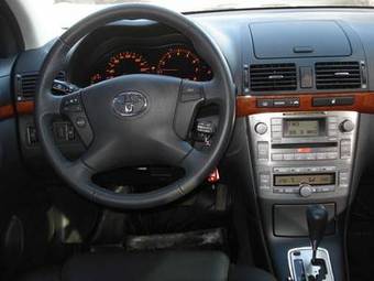 2007 Toyota Avensis Photos