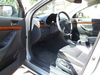 2007 Toyota Avensis Images