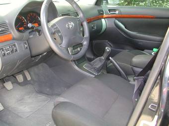 2007 Toyota Avensis Pictures