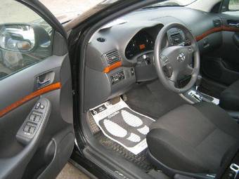 2007 Toyota Avensis Pics