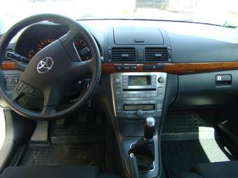 2008 Toyota Avensis Images