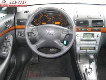 2008 Toyota Avensis Wallpapers
