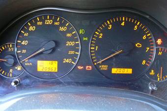 2008 Toyota Avensis Pics