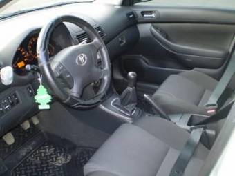 2008 Toyota Avensis Photos