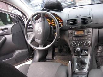 2008 Toyota Avensis Images