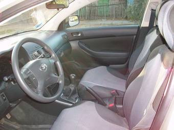 2008 Toyota Avensis Pictures