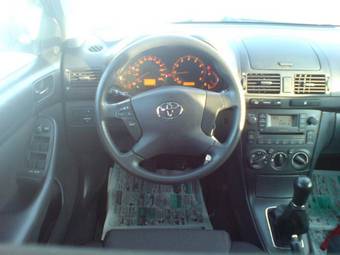 2008 Toyota Avensis Wallpapers