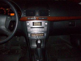 2008 Toyota Avensis Images