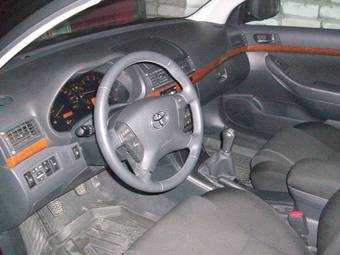 2008 Toyota Avensis Pictures