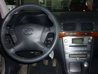 2008 Toyota Avensis Pictures
