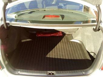 2008 Toyota Avensis Pics