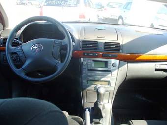 2008 Toyota Avensis Pictures