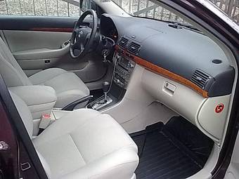 2008 Toyota Avensis Wallpapers