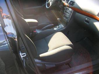 2008 Toyota Avensis Pics