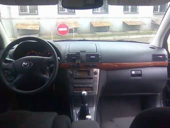 2008 Toyota Avensis Wallpapers