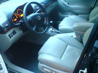2008 Toyota Avensis Photos