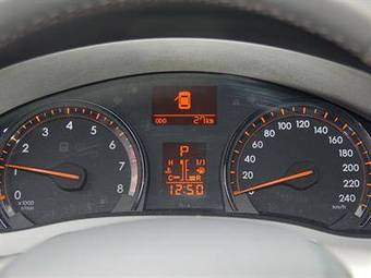 2009 Toyota Avensis Photos