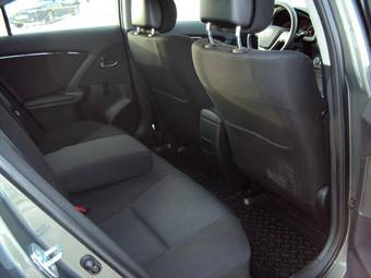 2009 Toyota Avensis Pictures