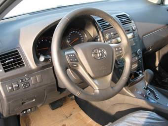 2009 Toyota Avensis Photos